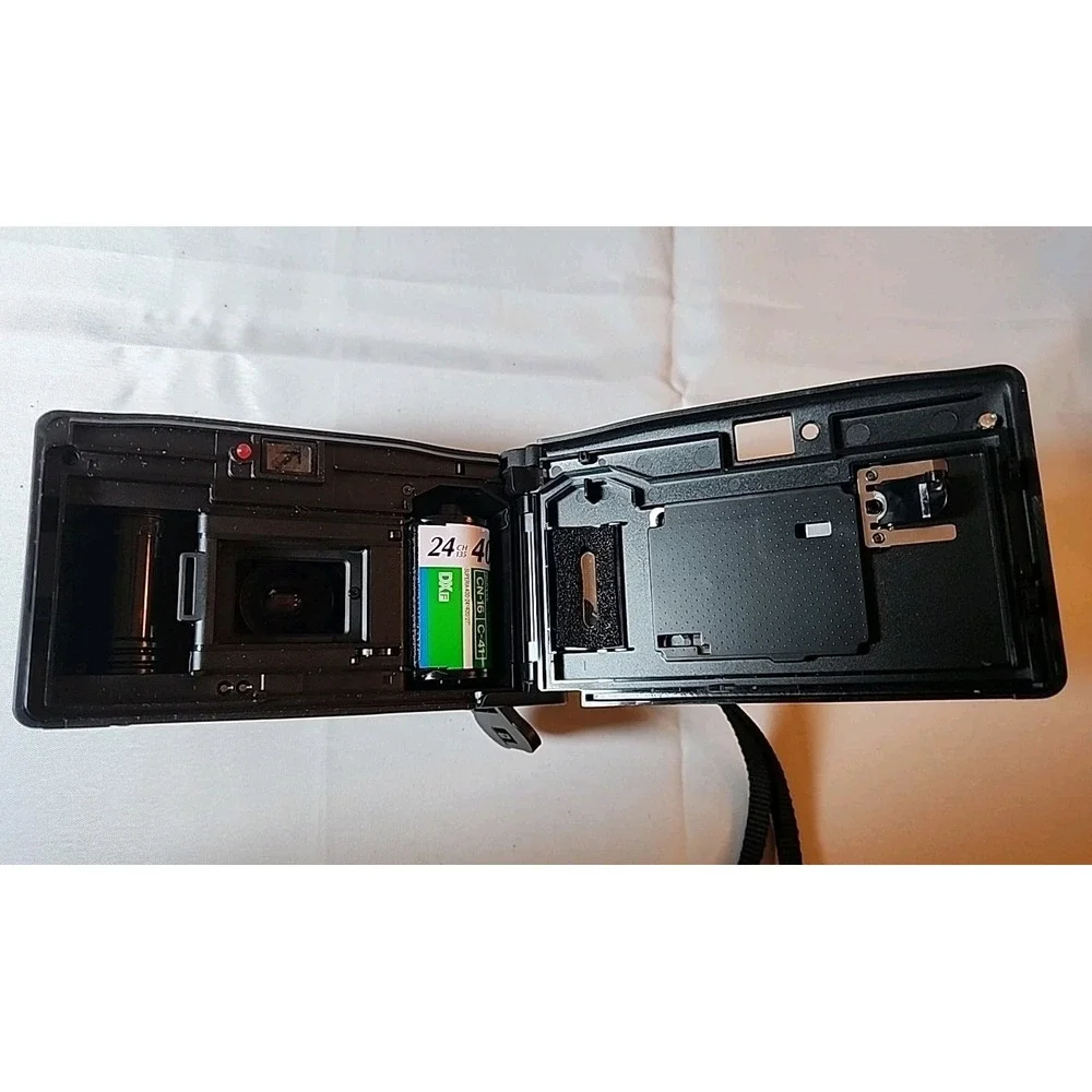Nikon Nice Touch Zoom 35mm Film Camera w/Case 35-60mm Macro *Selling for Parts